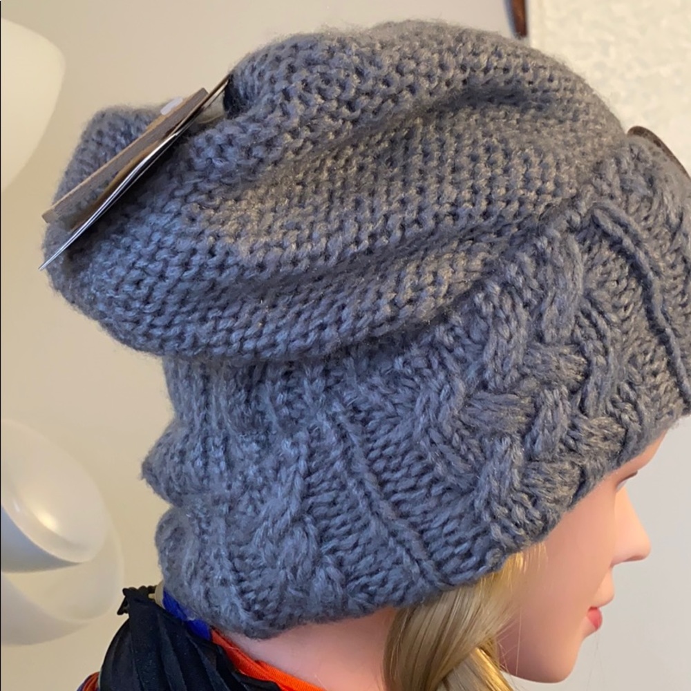 NWT Fleece lined knit hat - Picture 3 of 7
